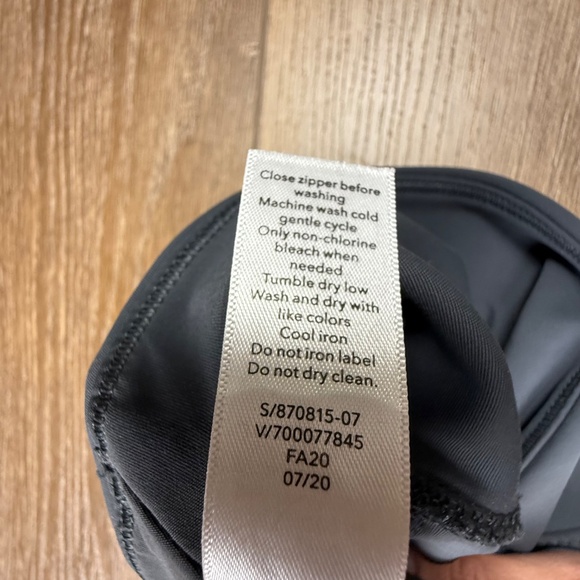 Athleta Stellar Tight Women's Leggings, S, Grey,  Zip Pocket, Business Casual - Picture 7 of 12